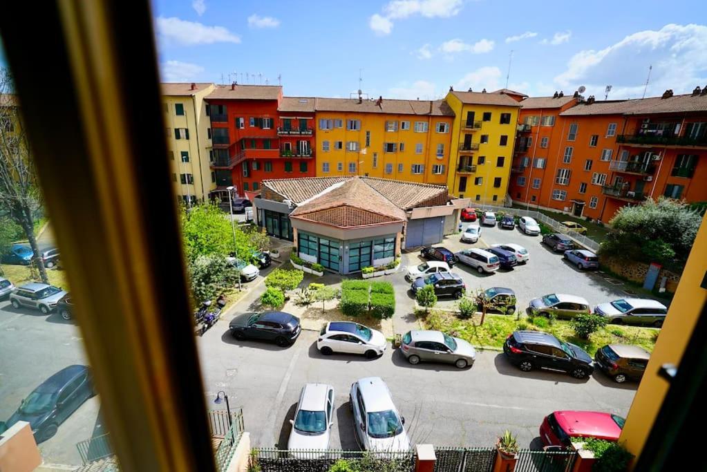 Nine Stops From The Colosseum * Rom